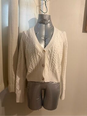Jessica Simpson Cream Cable Knit V-Neck Button Cardigan